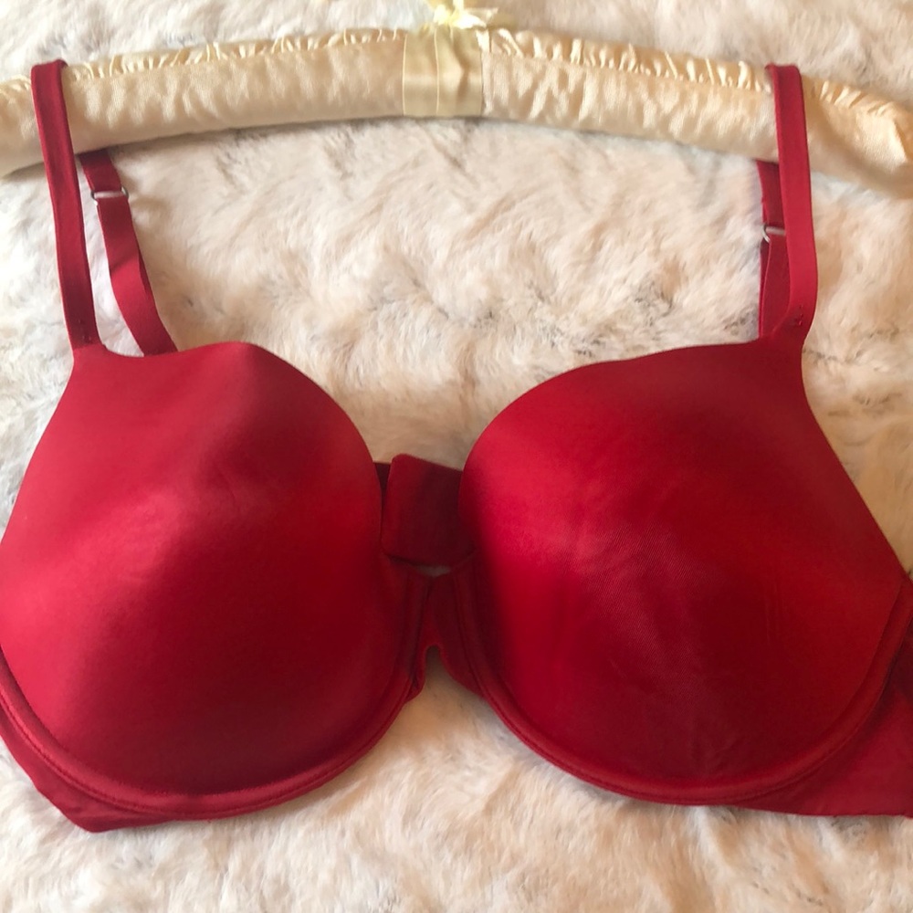 Victoria's Secret Red Full Coverage Bra with Adjustable Straps